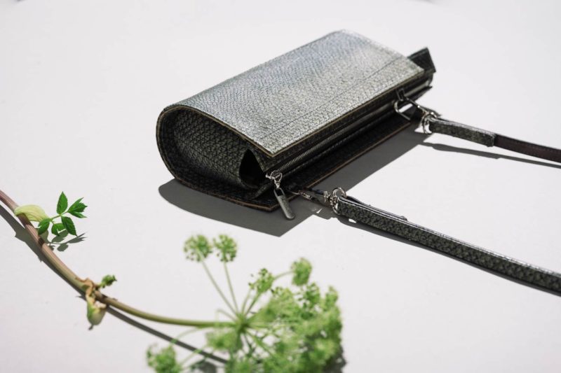 Handtasche aus Lachsleder