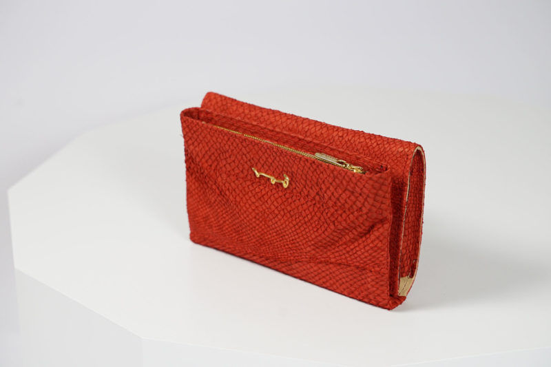 Portemonnaie aus rotem Lachsleder