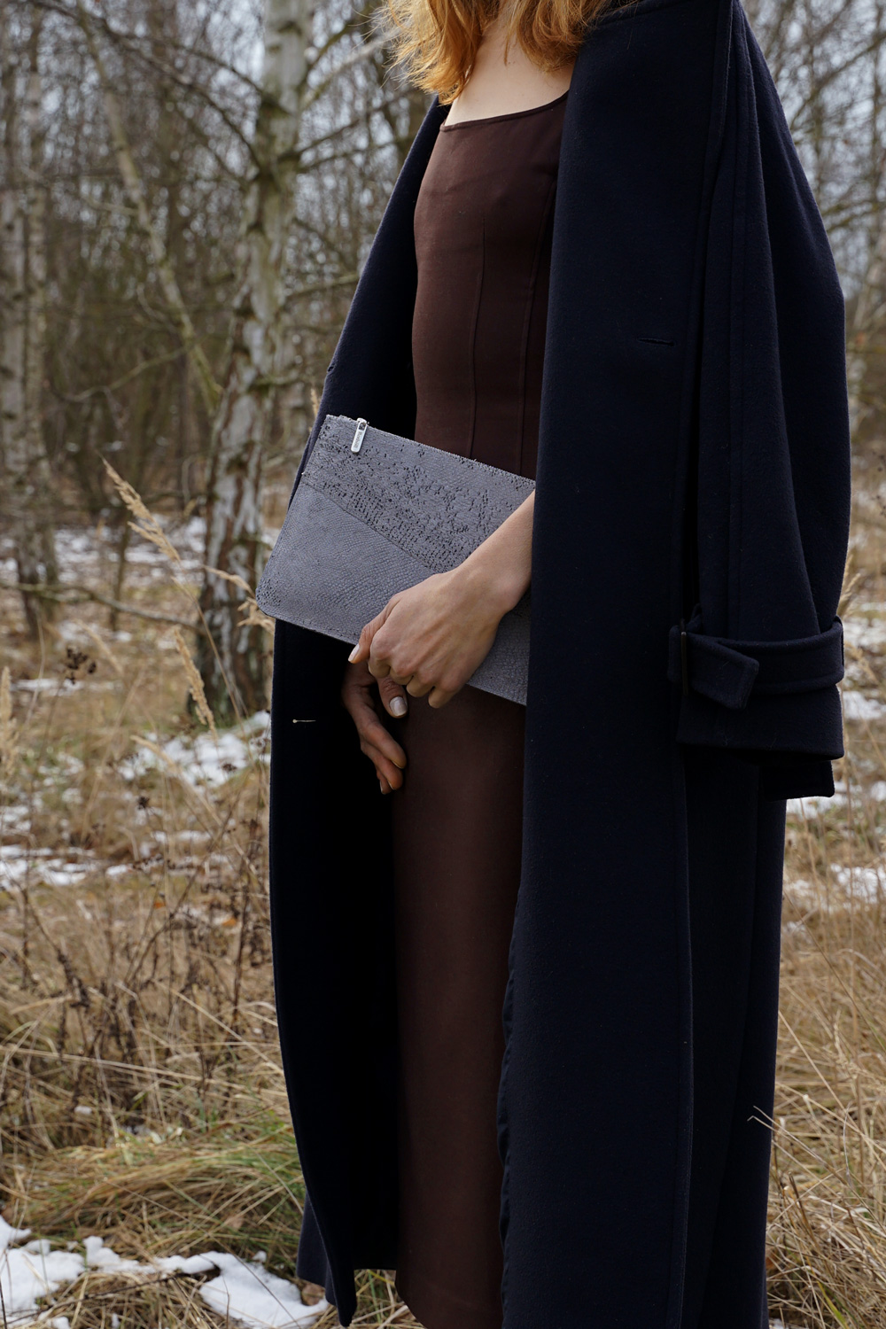 Pouch gefertigt aus hellgrauem Leder vom Dorsch